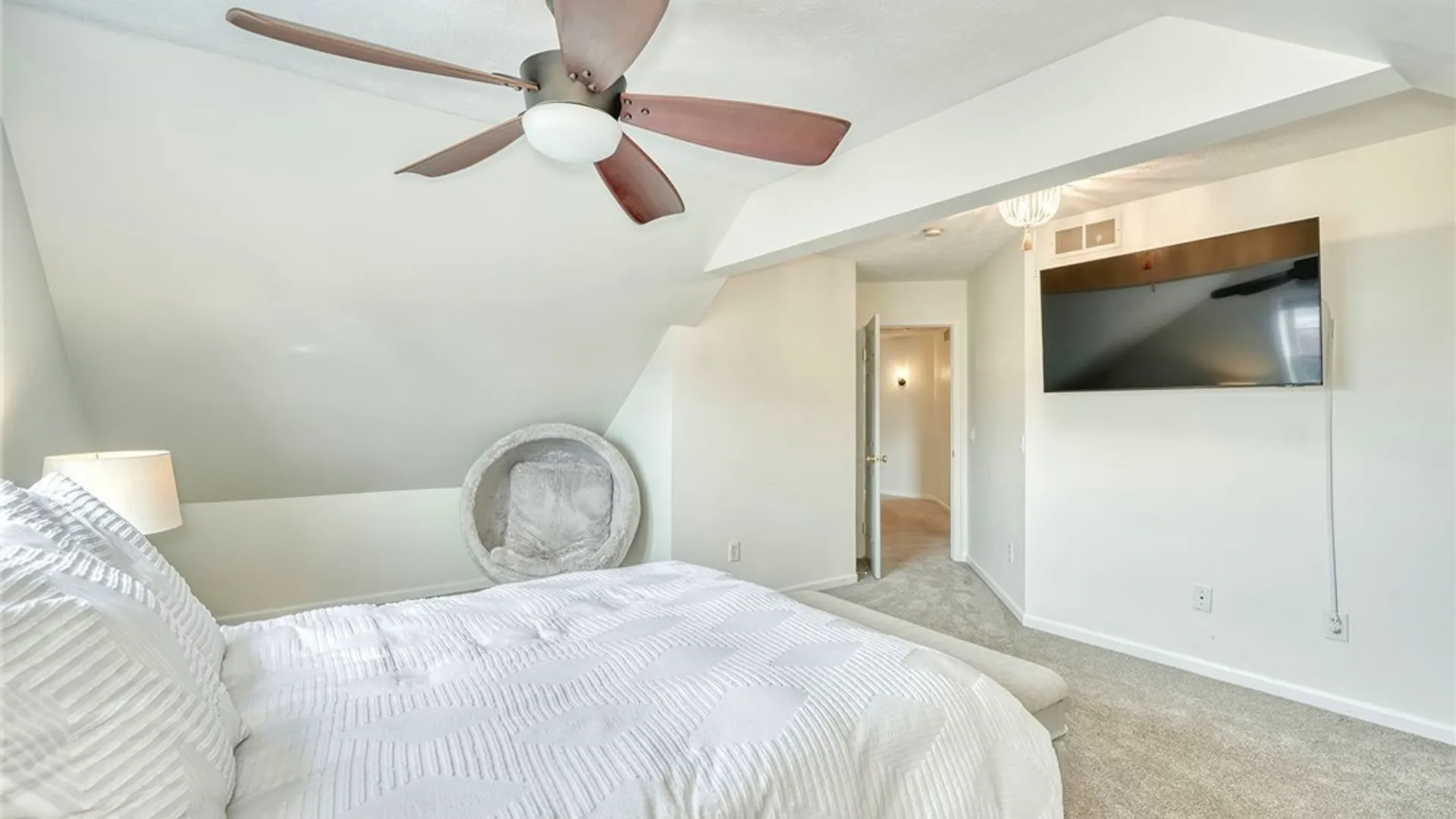 Property at 6430 Sunray Crest Dr, Victor, NY 14564 31