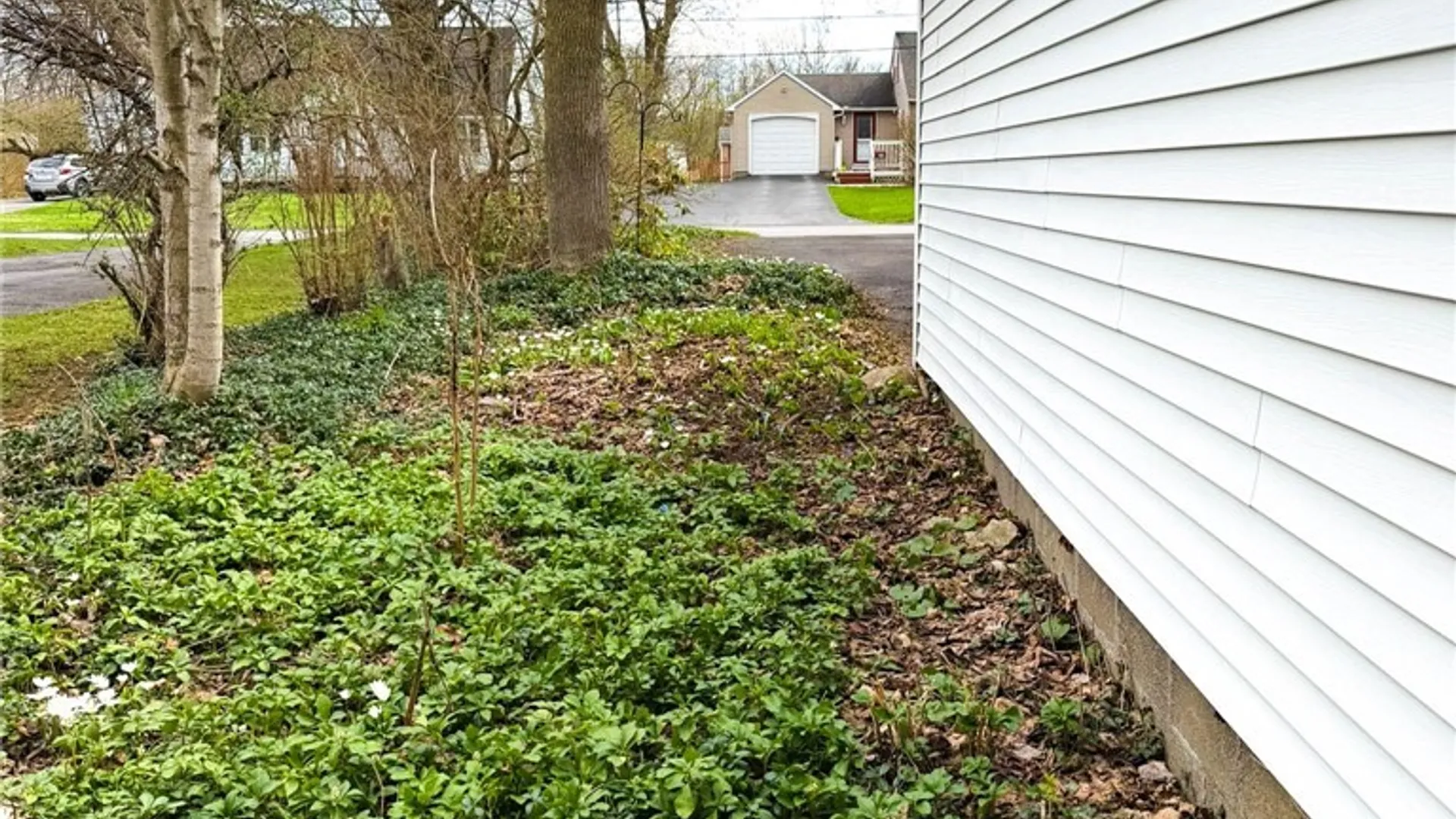 Property at 12 Sherrill Lane, New Hartford, NY 13413 8