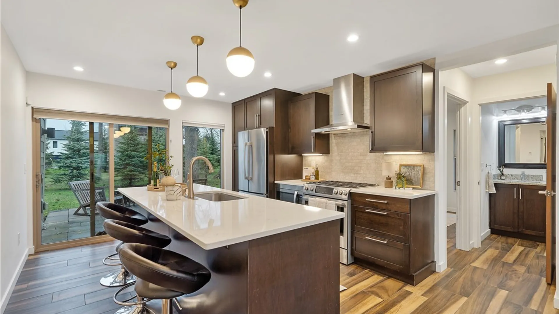 Property at 100 Xavier Circle, Syracuse, NY 13210 12