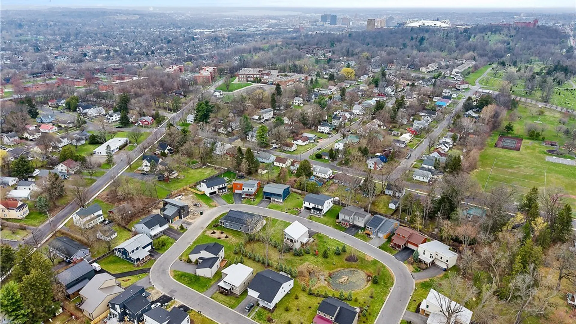 Property at 100 Xavier Circle, Syracuse, NY 13210 32