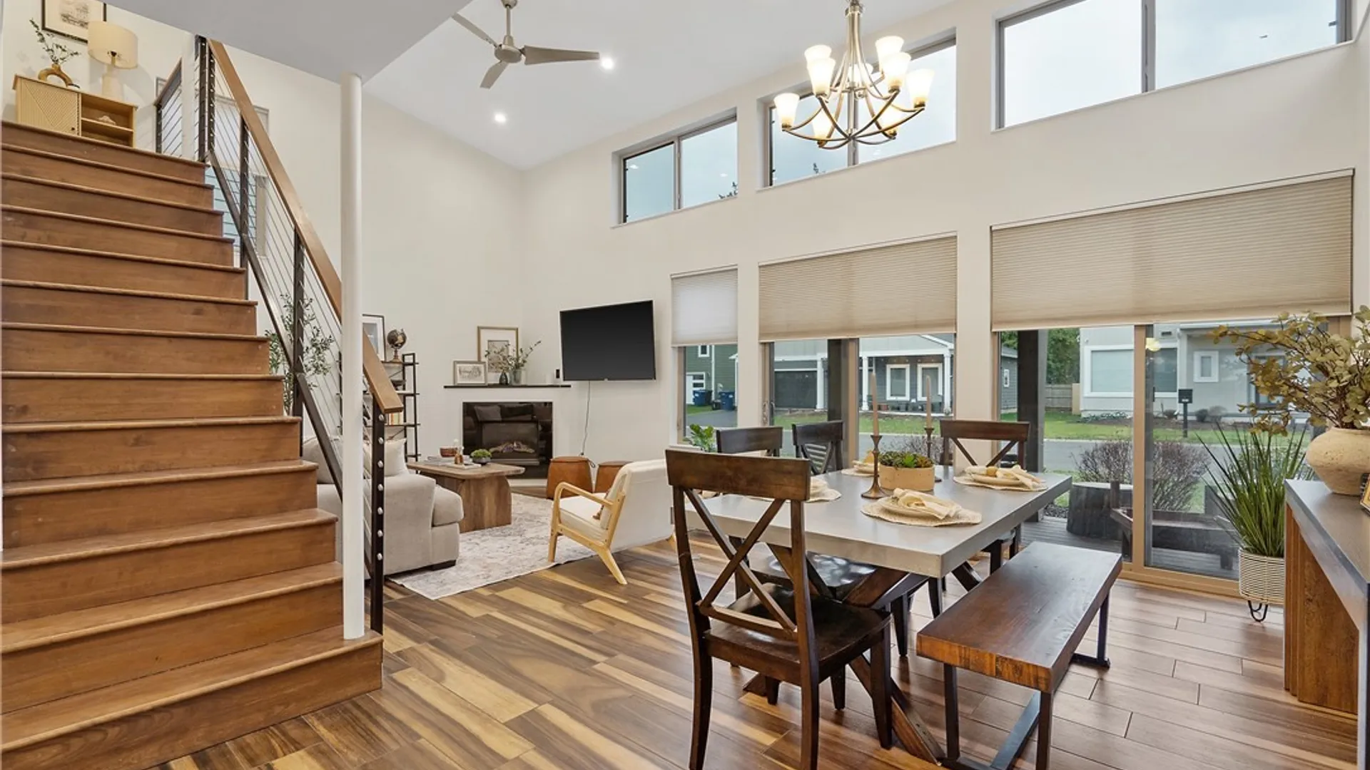 Property at 100 Xavier Circle, Syracuse, NY 13210 5