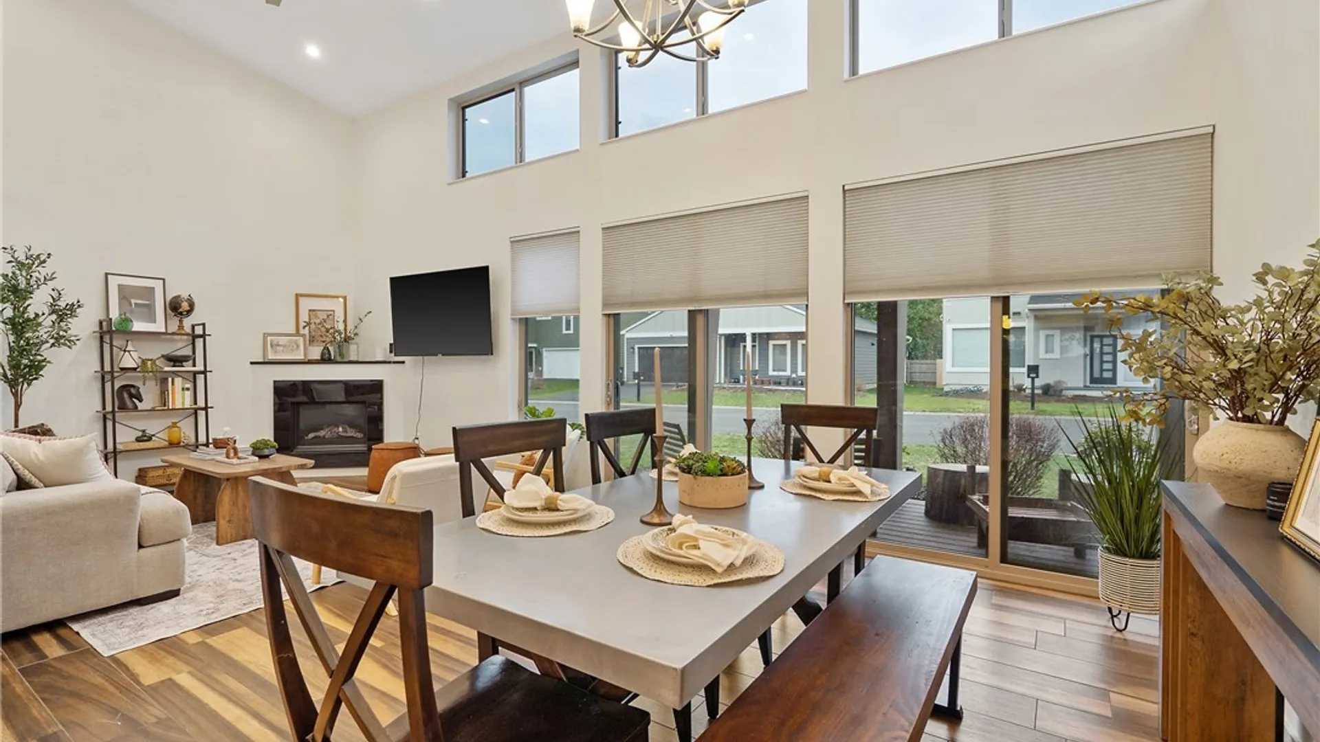 Property at 100 Xavier Circle, Syracuse, NY 13210 7