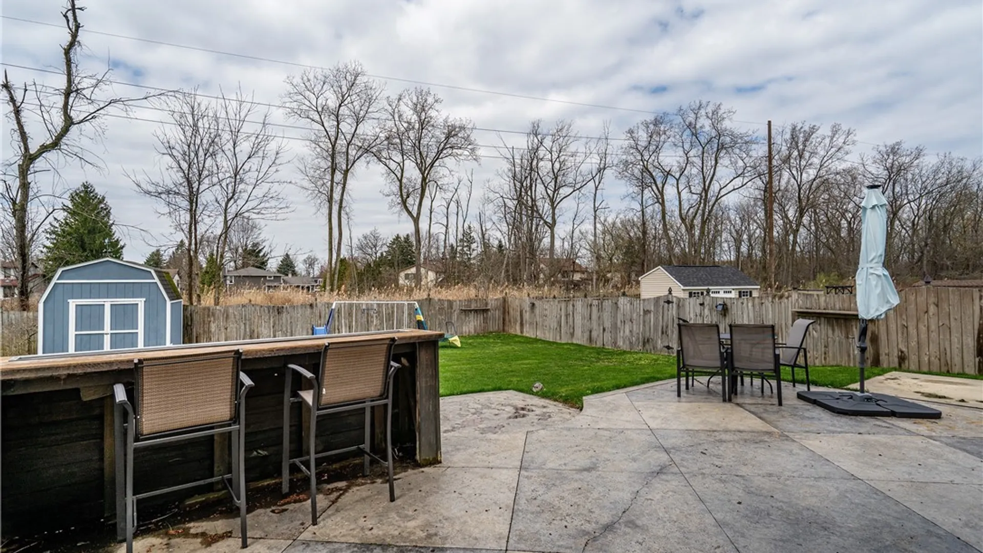 Property at 12 Old Farm Court, Cheektowaga, NY 14043 15