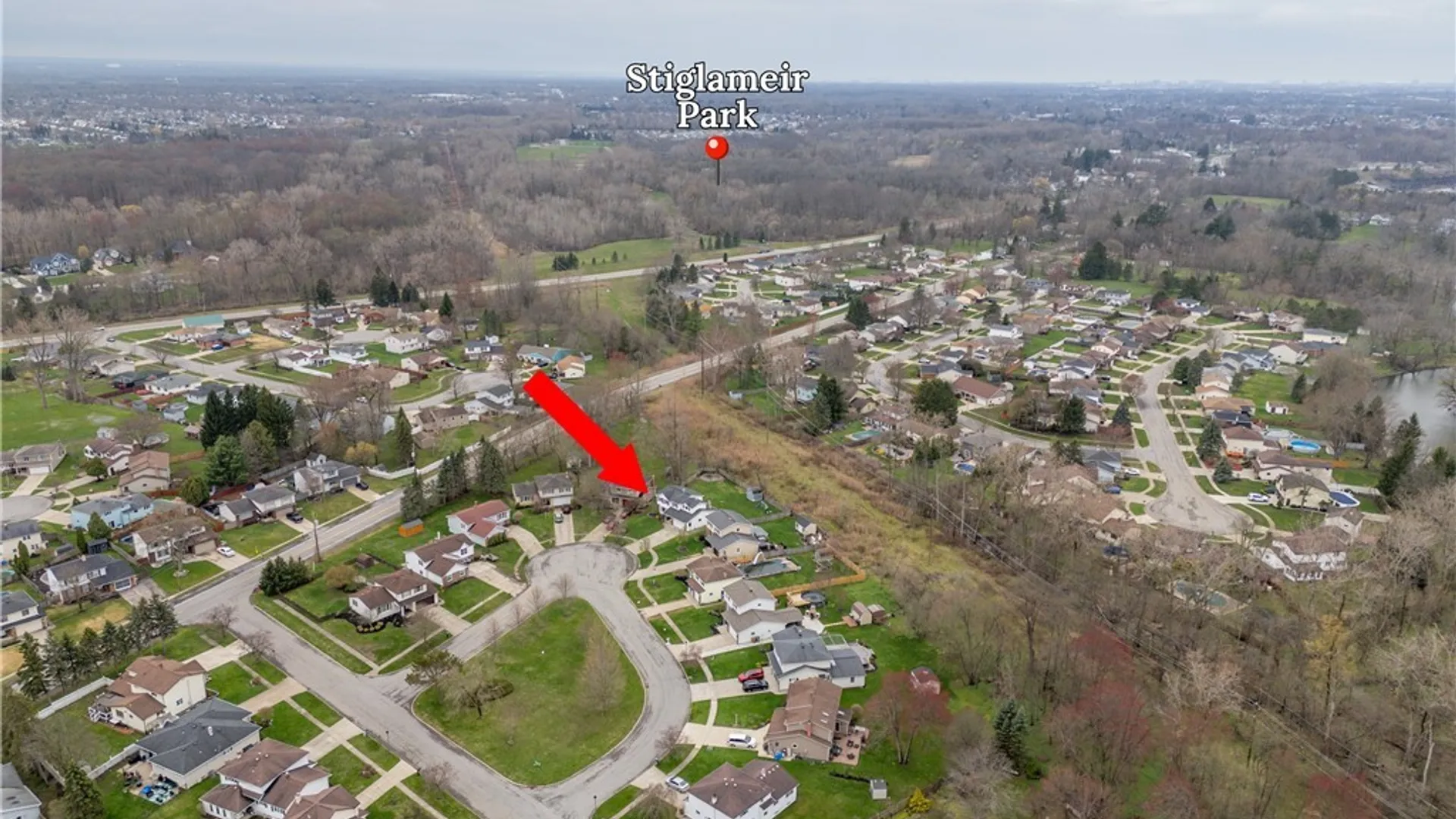 Property at 12 Old Farm Court, Cheektowaga, NY 14043 19