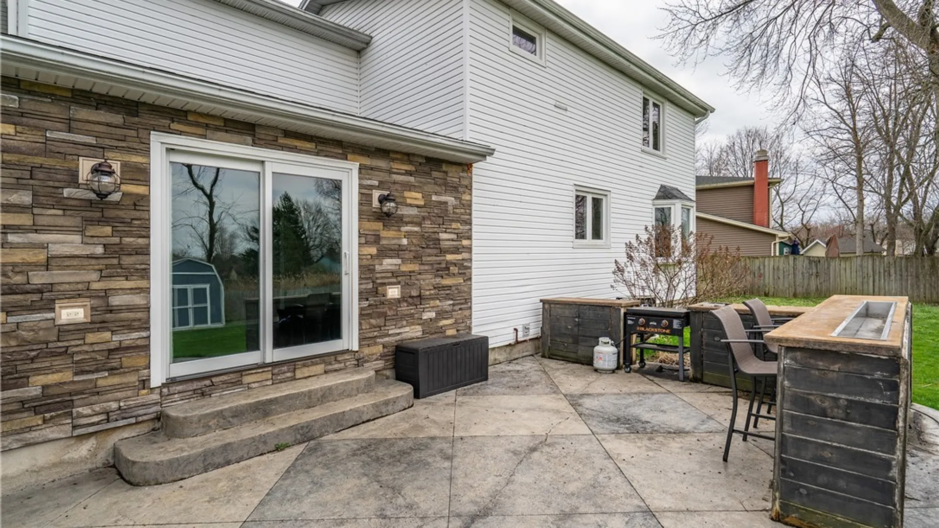 Property at 12 Old Farm Court, Cheektowaga, NY 14043 6