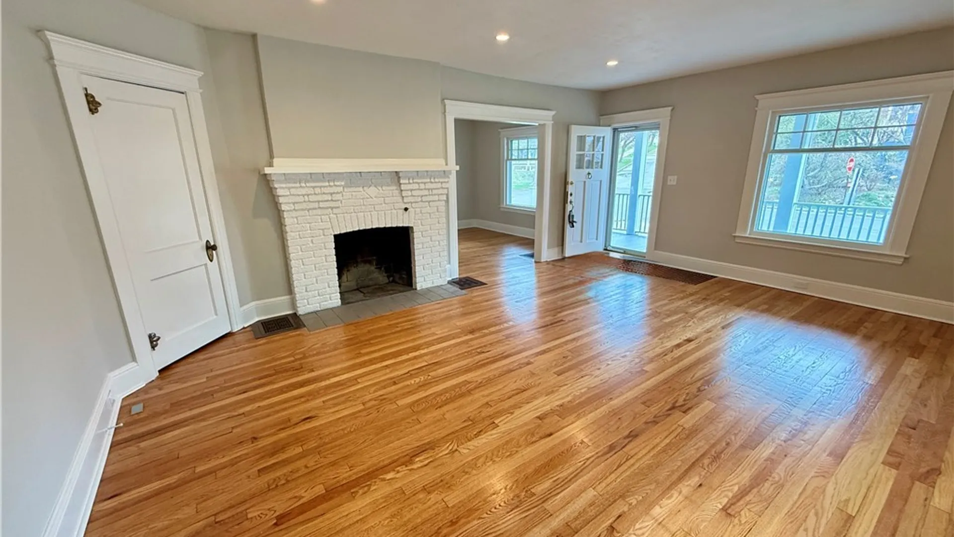 Property at 104 Kensington Place, Syracuse, NY 13210 14