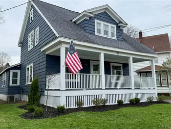 Property at 104 Kensington Place, Syracuse, NY 13210