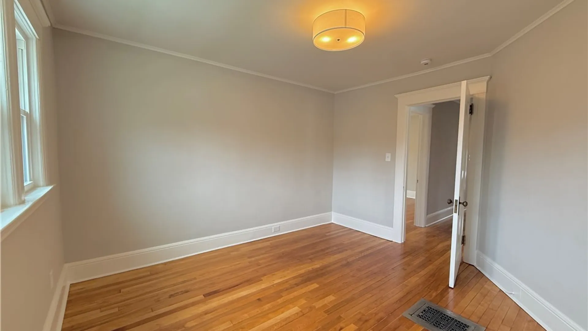 Property at 104 Kensington Place, Syracuse, NY 13210 48