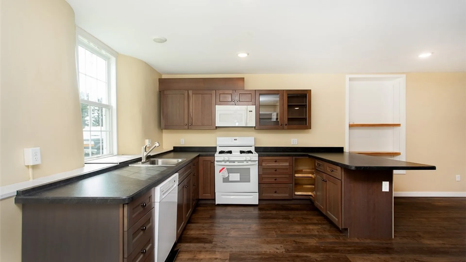 Property at 3333 Fowlerville Road, York, NY 14592 6