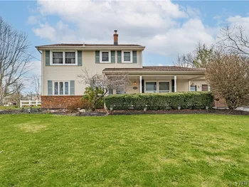 Property at 7406 Chestnut Ridge Rd, Lockport Town, NY 14094