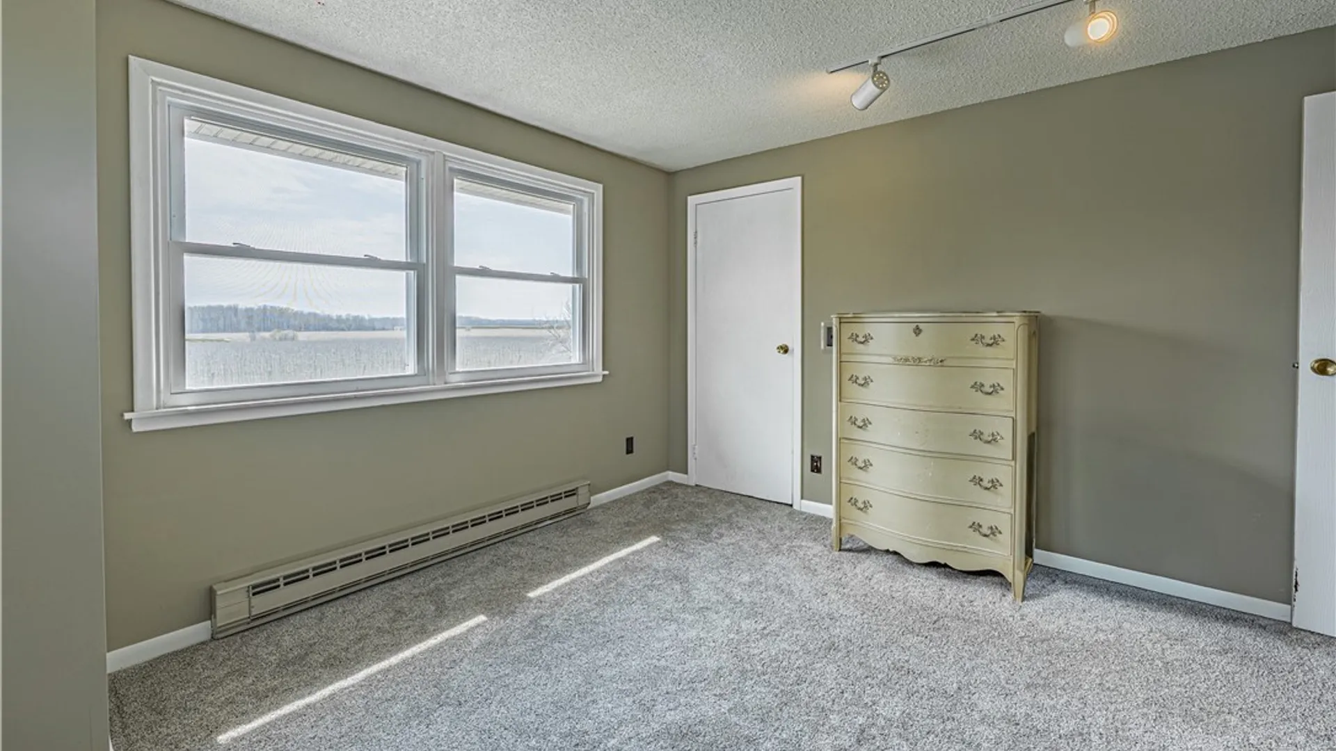 Property at 7406 Chestnut Ridge Rd, Lockport Town, NY 14094 35