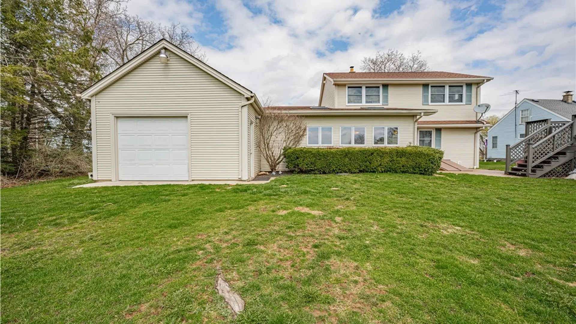 Property at 7406 Chestnut Ridge Rd, Lockport Town, NY 14094 5