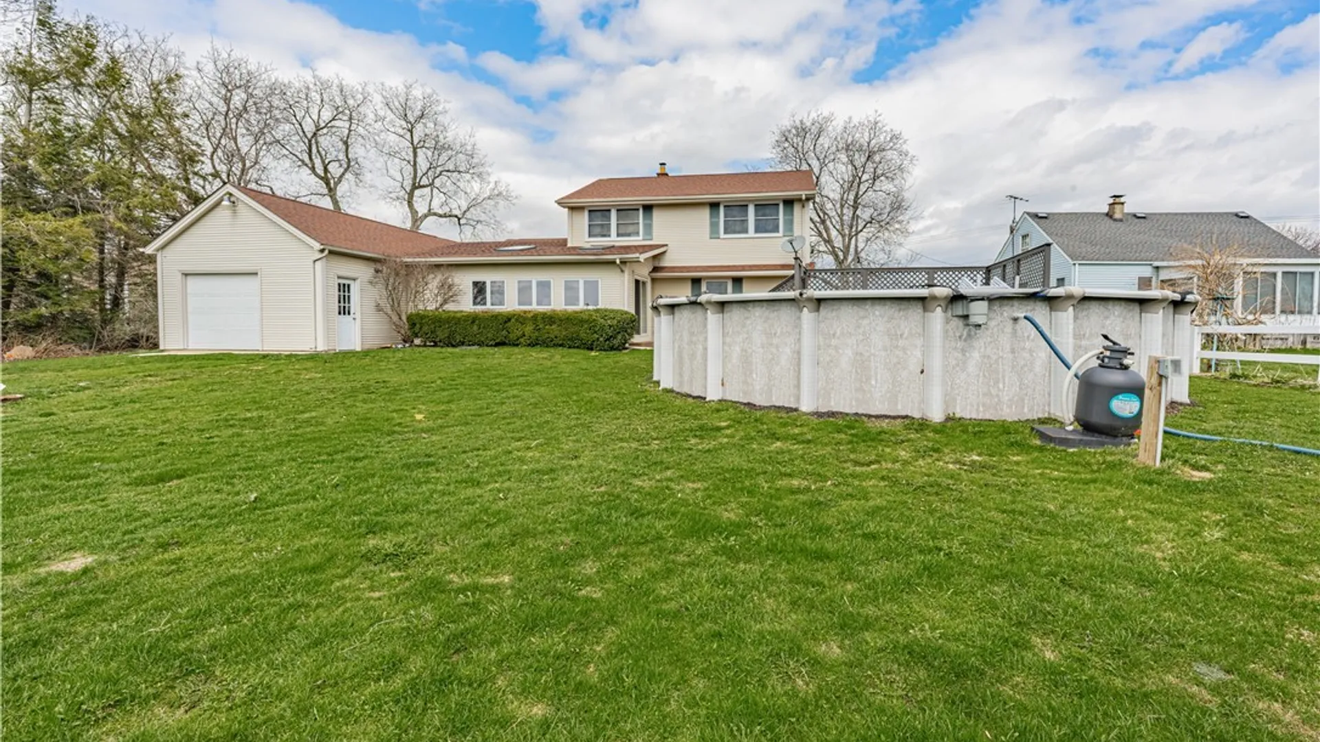 Property at 7406 Chestnut Ridge Rd, Lockport Town, NY 14094 7