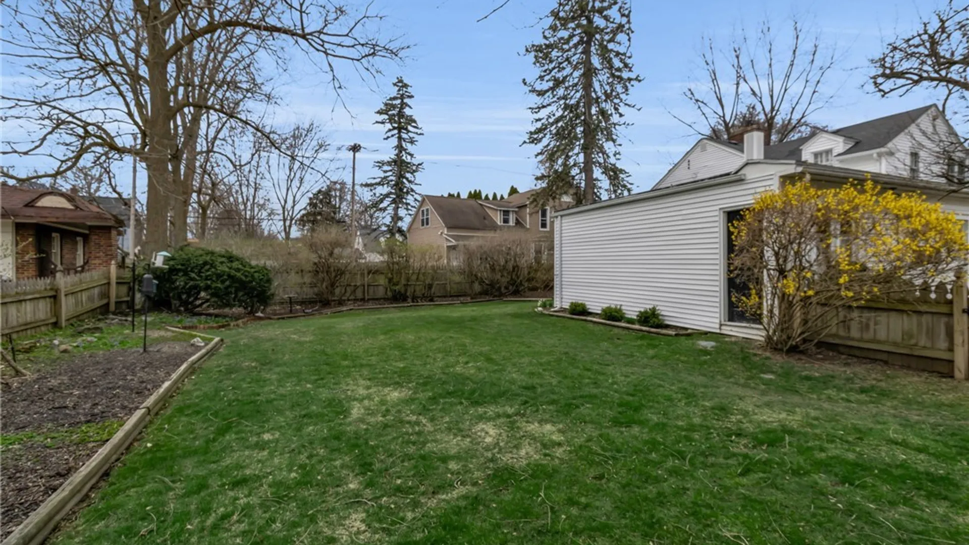 Property at 4265 Main Street, Amherst, NY 14226 43