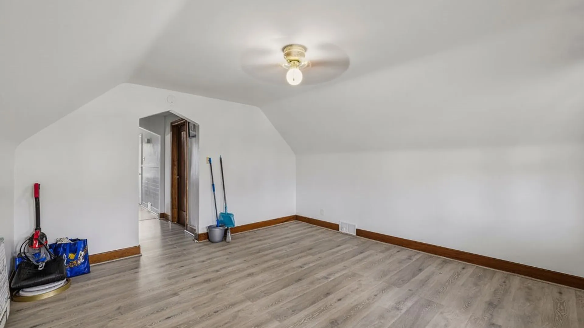 Property at 474 22nd Street, Niagara Falls, NY 14303 23