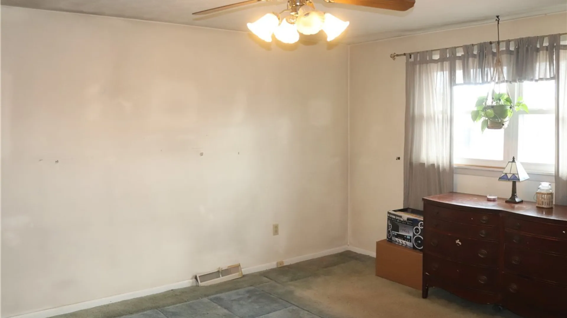Property at 118 Audet Drive, Cheektowaga, NY 14227 15