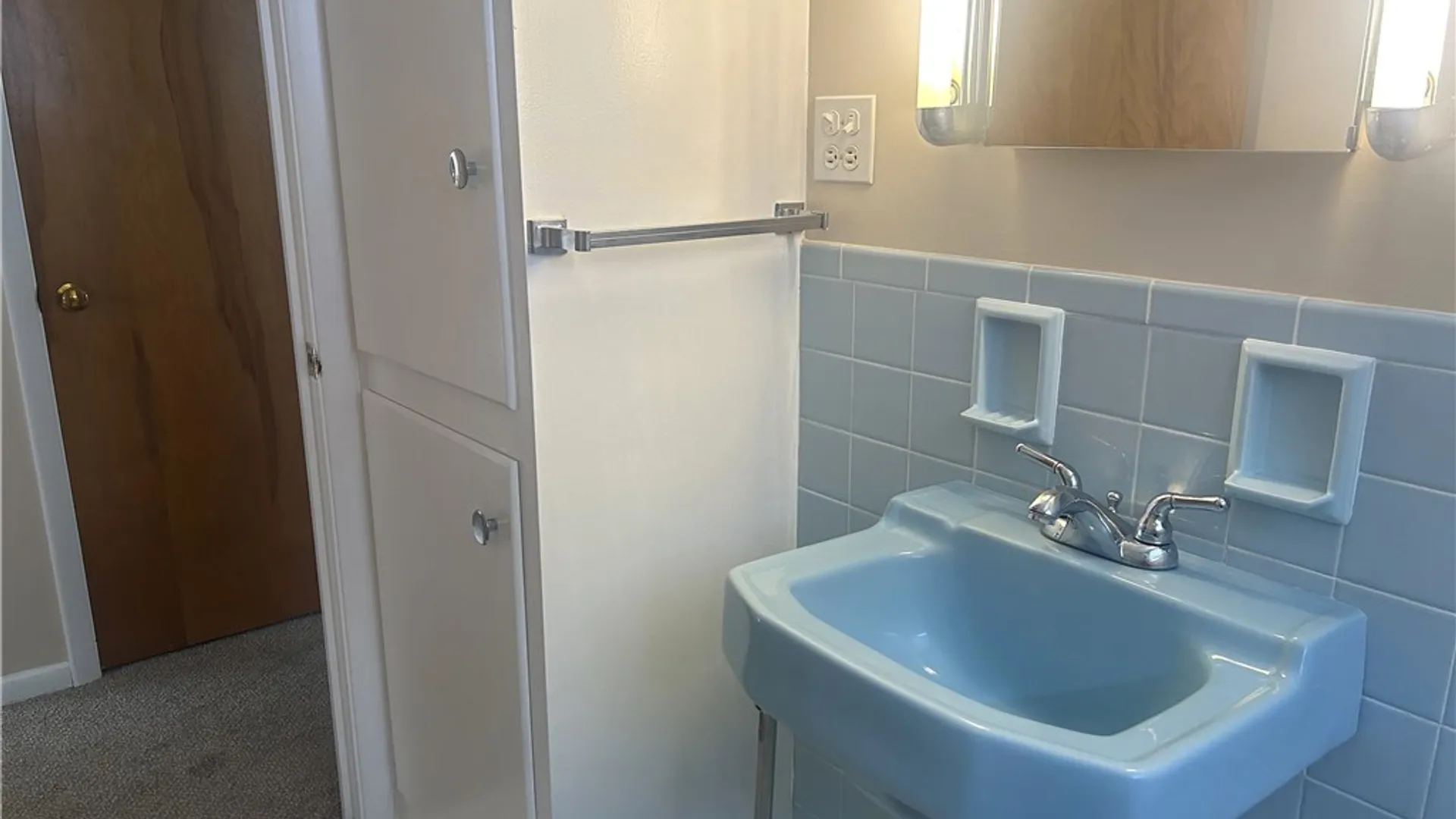 Property at 99 Howedale Drive, Greece, NY 14616 21