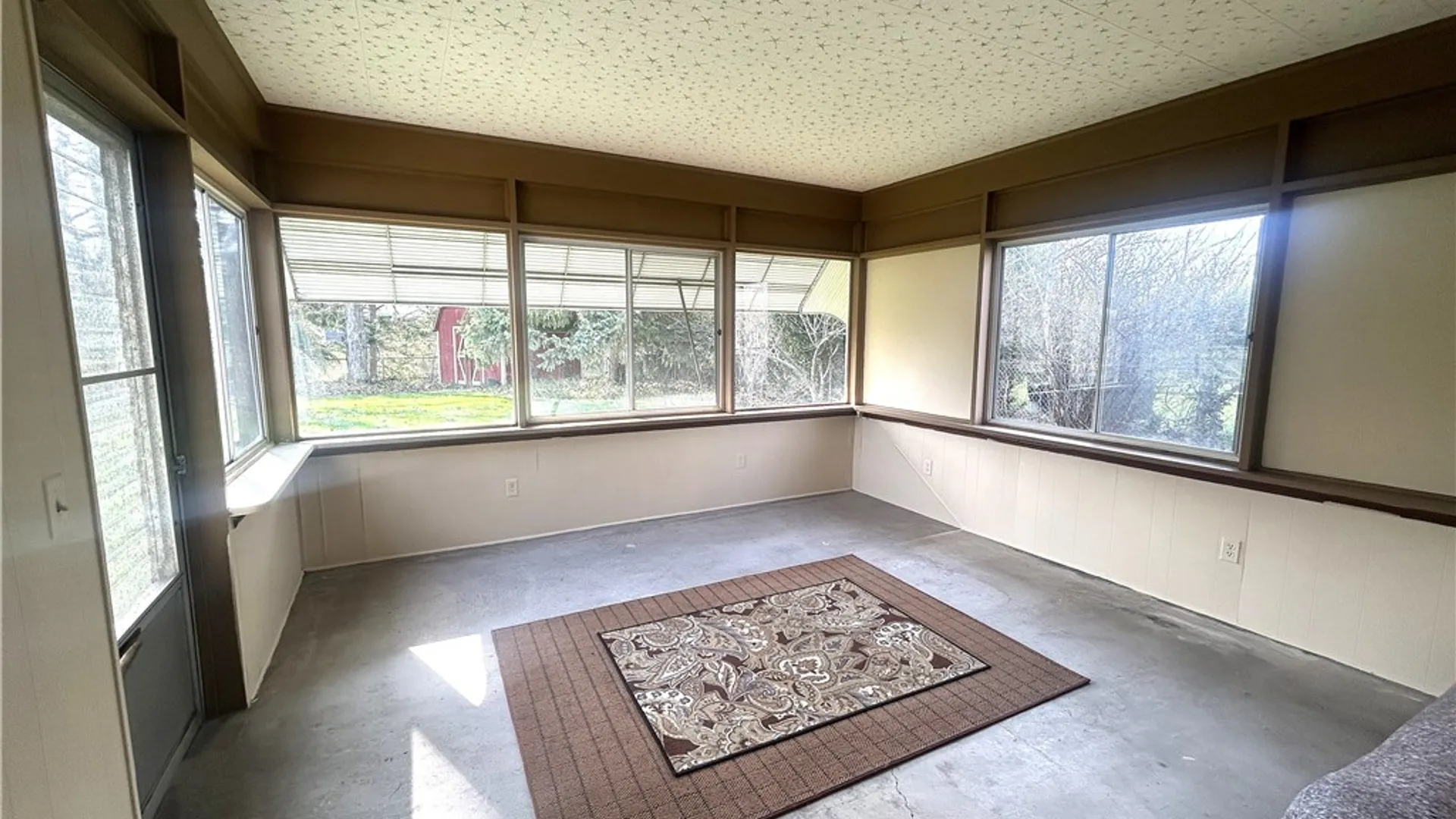 Property at 99 Howedale Drive, Greece, NY 14616 23