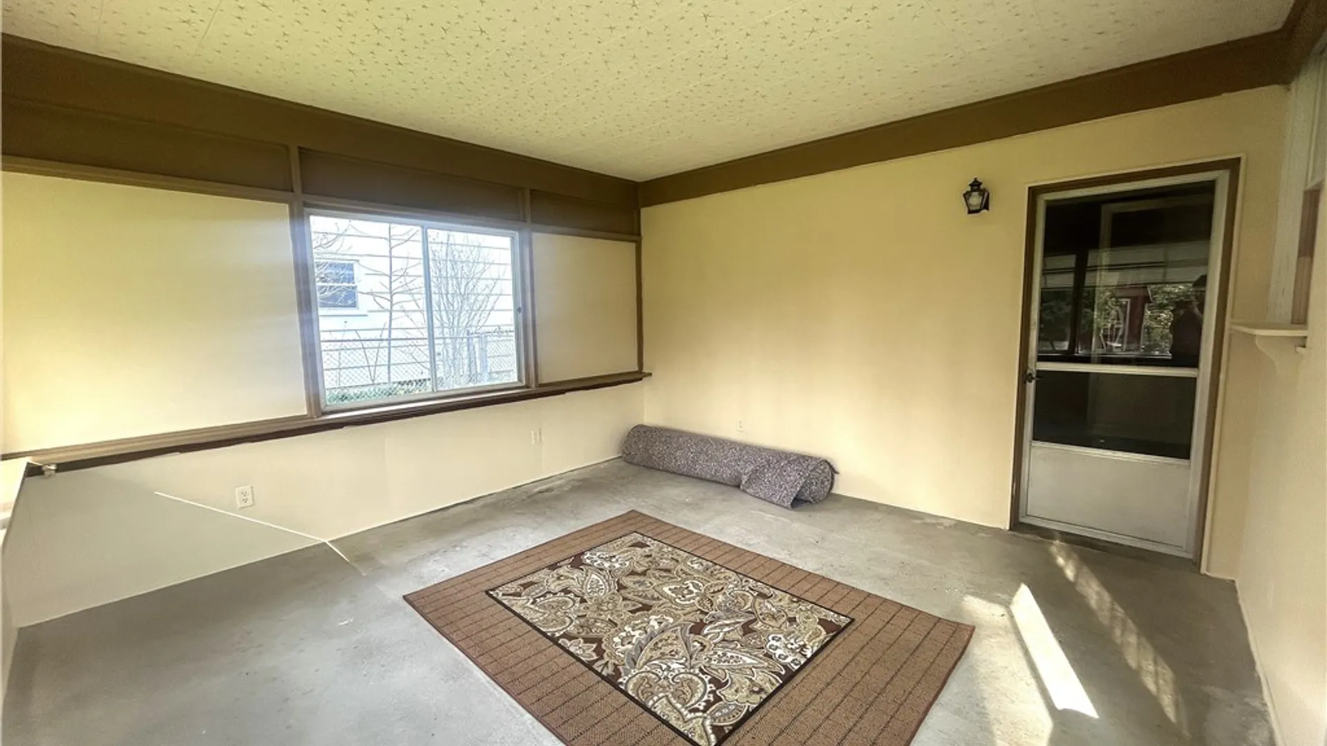 Property at 99 Howedale Drive, Greece, NY 14616 25