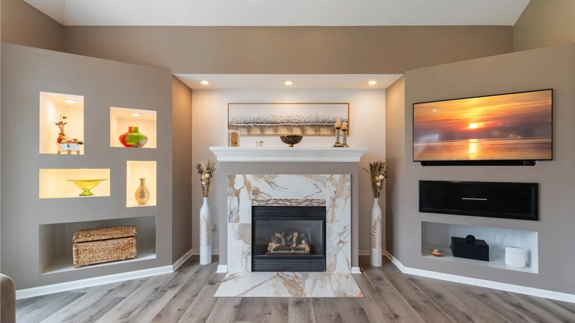 Property at 19 Brunson Way, Perinton, NY 14526 12