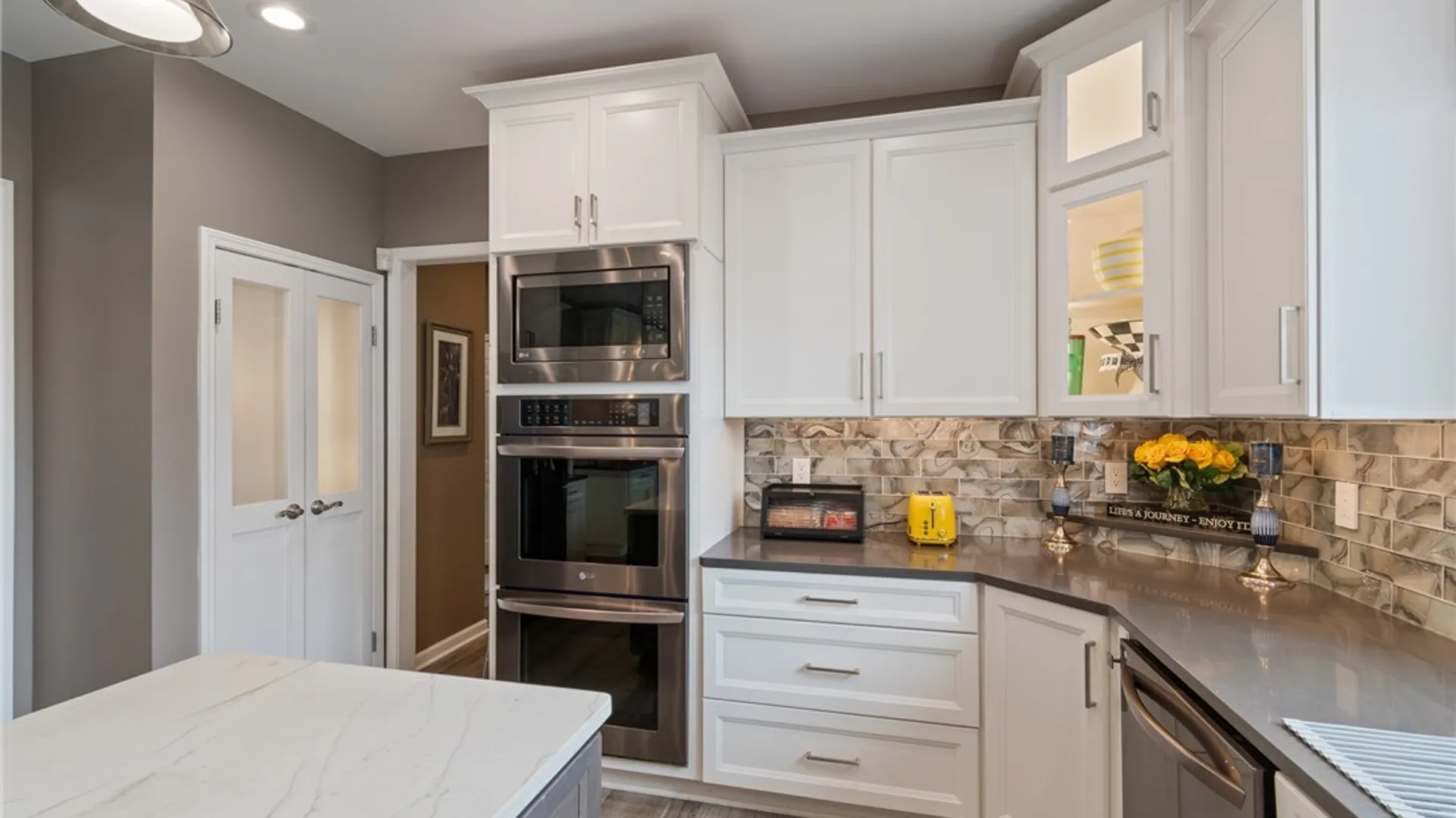 Property at 19 Brunson Way, Perinton, NY 14526 19