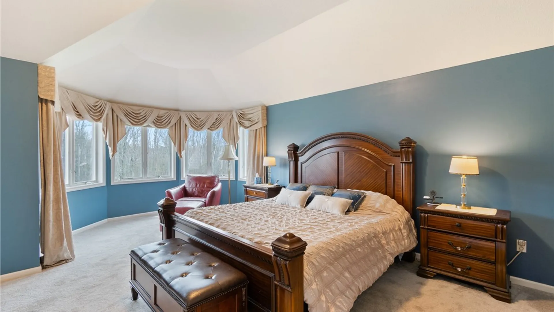 Property at 19 Brunson Way, Perinton, NY 14526 22