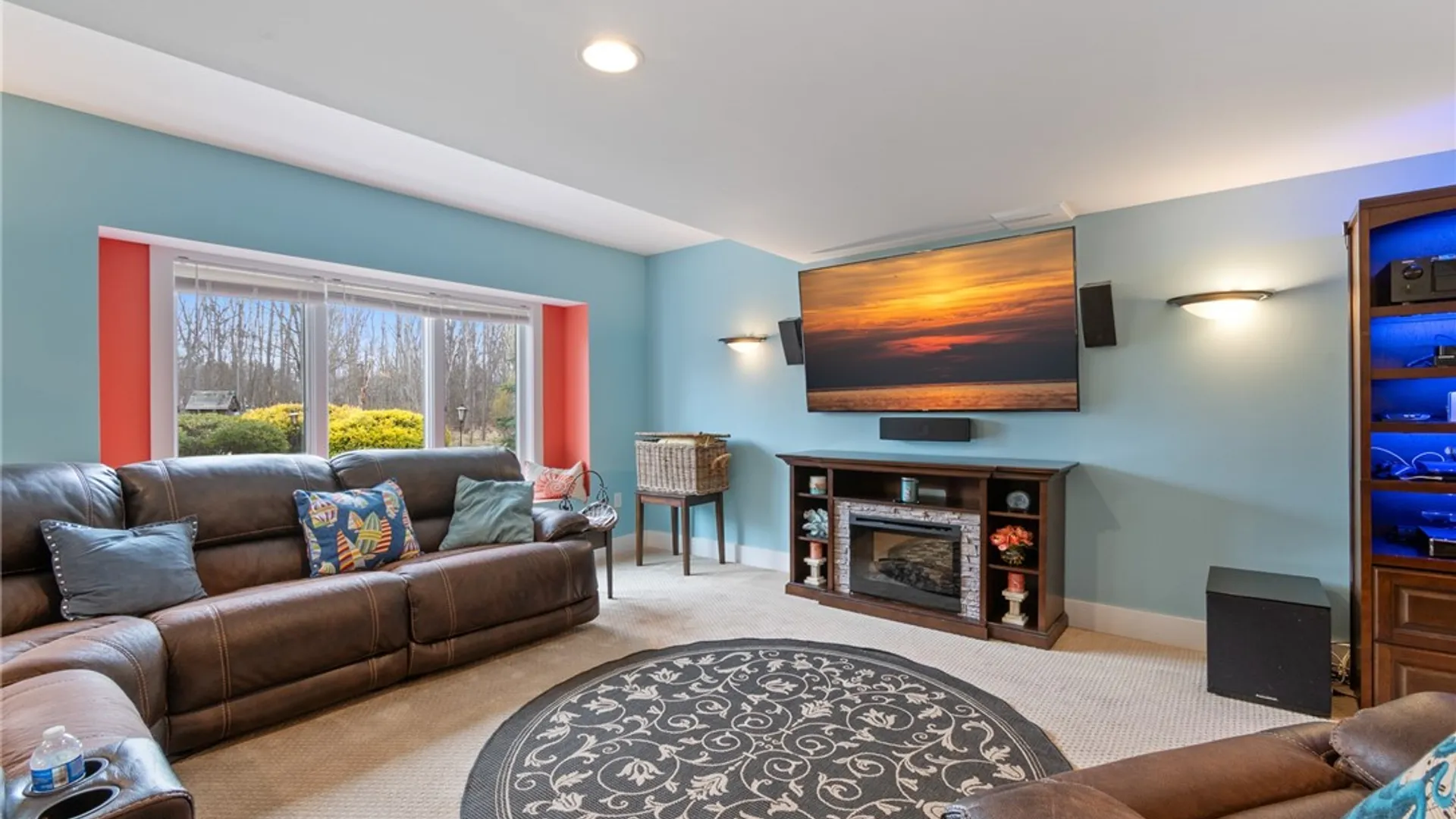 Property at 19 Brunson Way, Perinton, NY 14526 30