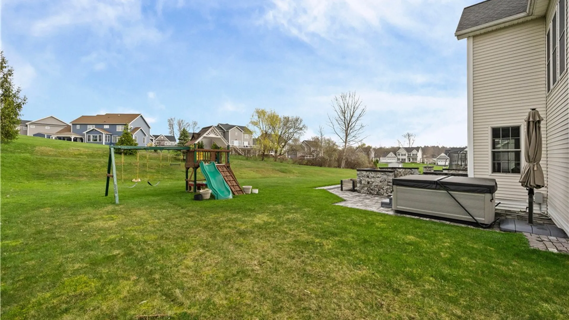 Property at 129 Lynx Court, Penfield, NY 14450 41
