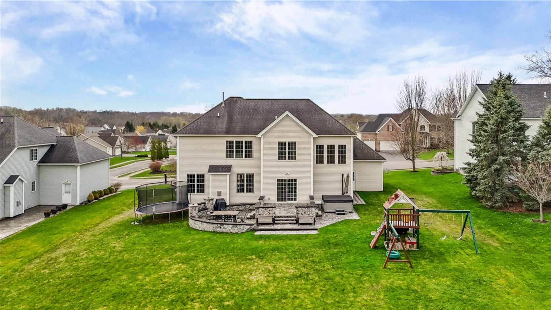 Property at 129 Lynx Court, Penfield, NY 14450 44