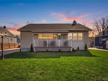 Property at 28 Covington Drive, West Seneca, NY 14220