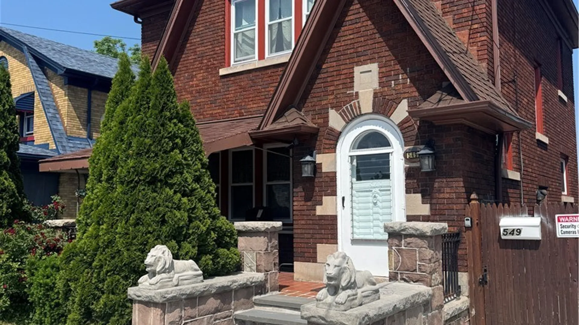 Property at 549 15th Street, Niagara Falls, NY 14301 2