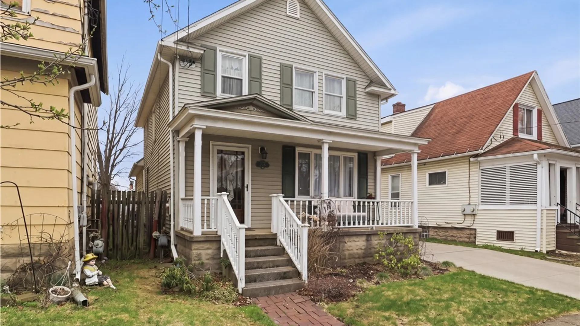 Property at 235 Robinson Street, North Tonawanda, NY 14120 3