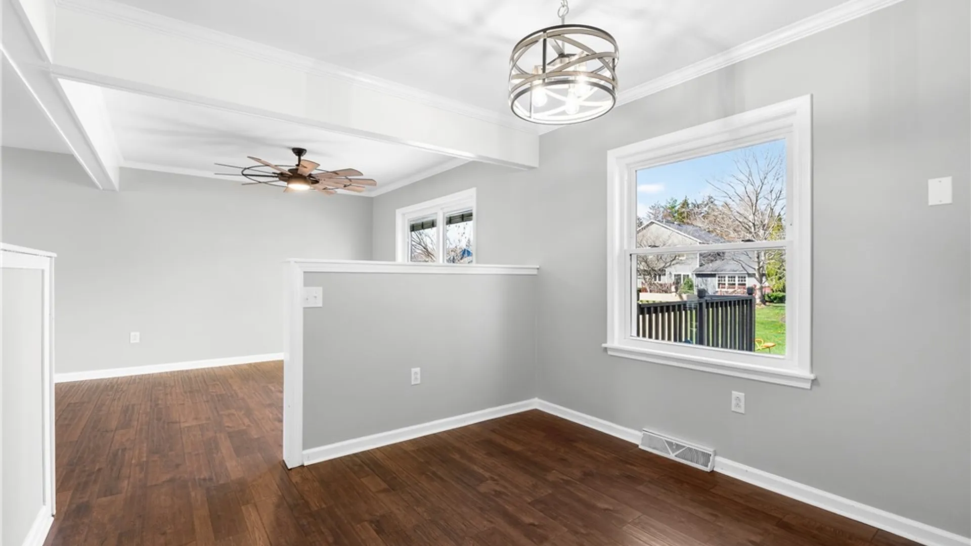 Property at 8611 Fieldway Lane, Cicero, NY 13039 17