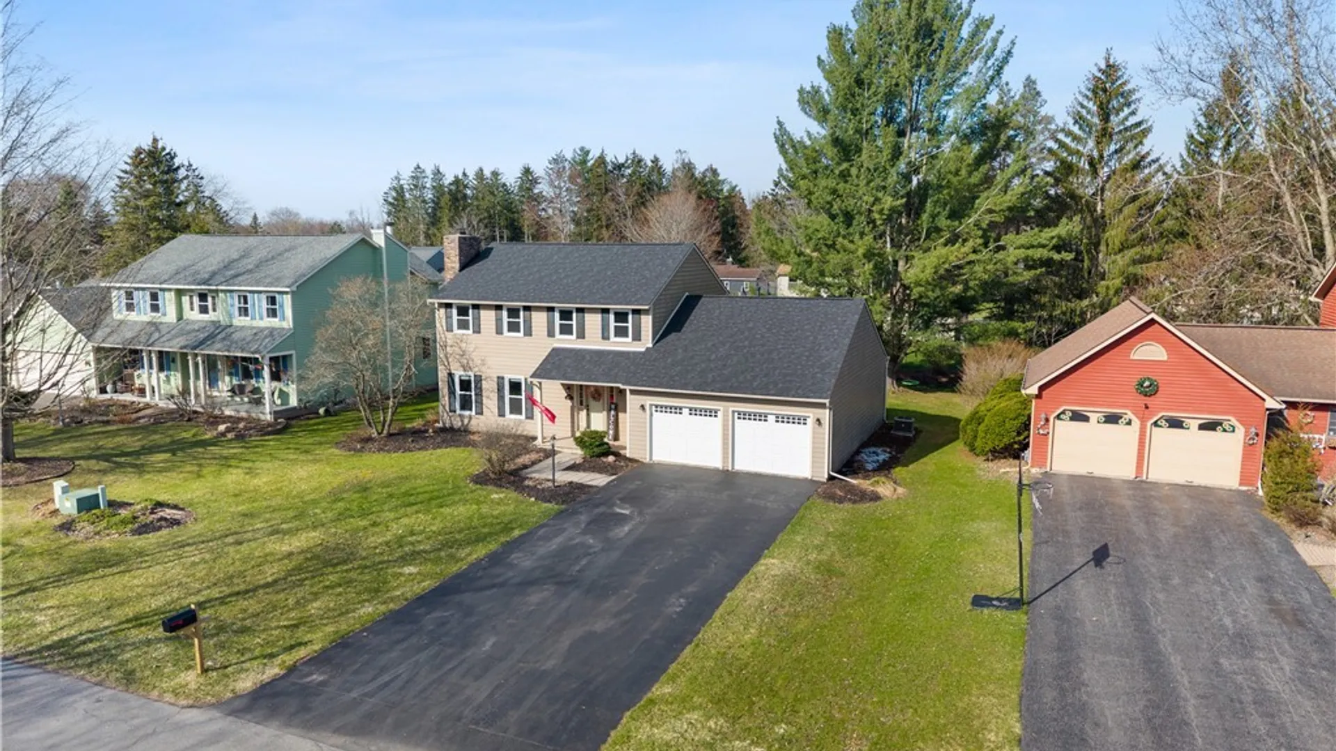 Property at 8611 Fieldway Lane, Cicero, NY 13039 3