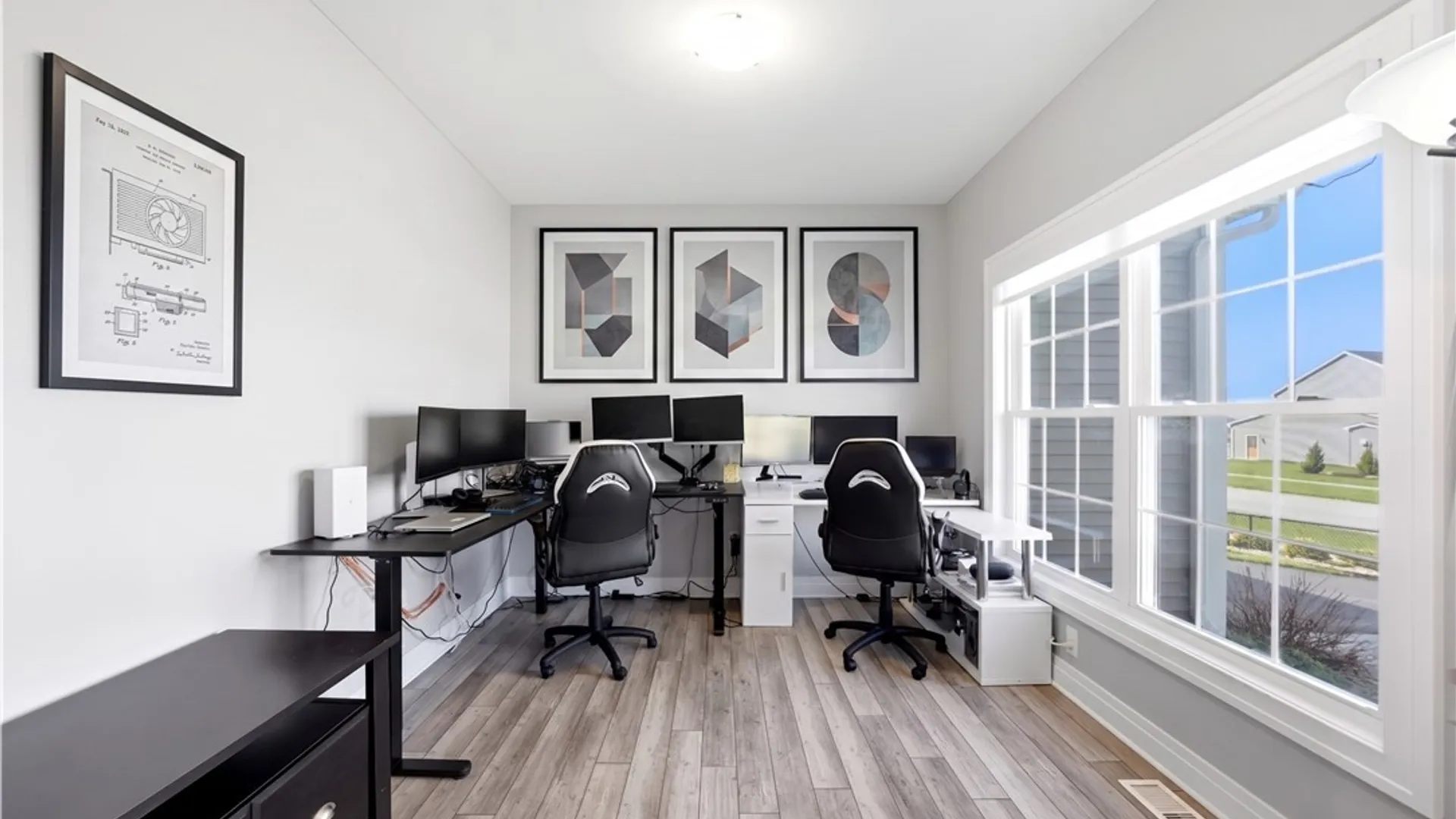 Property at 3353 Cedar Valley, Hamburg, NY 14075 14