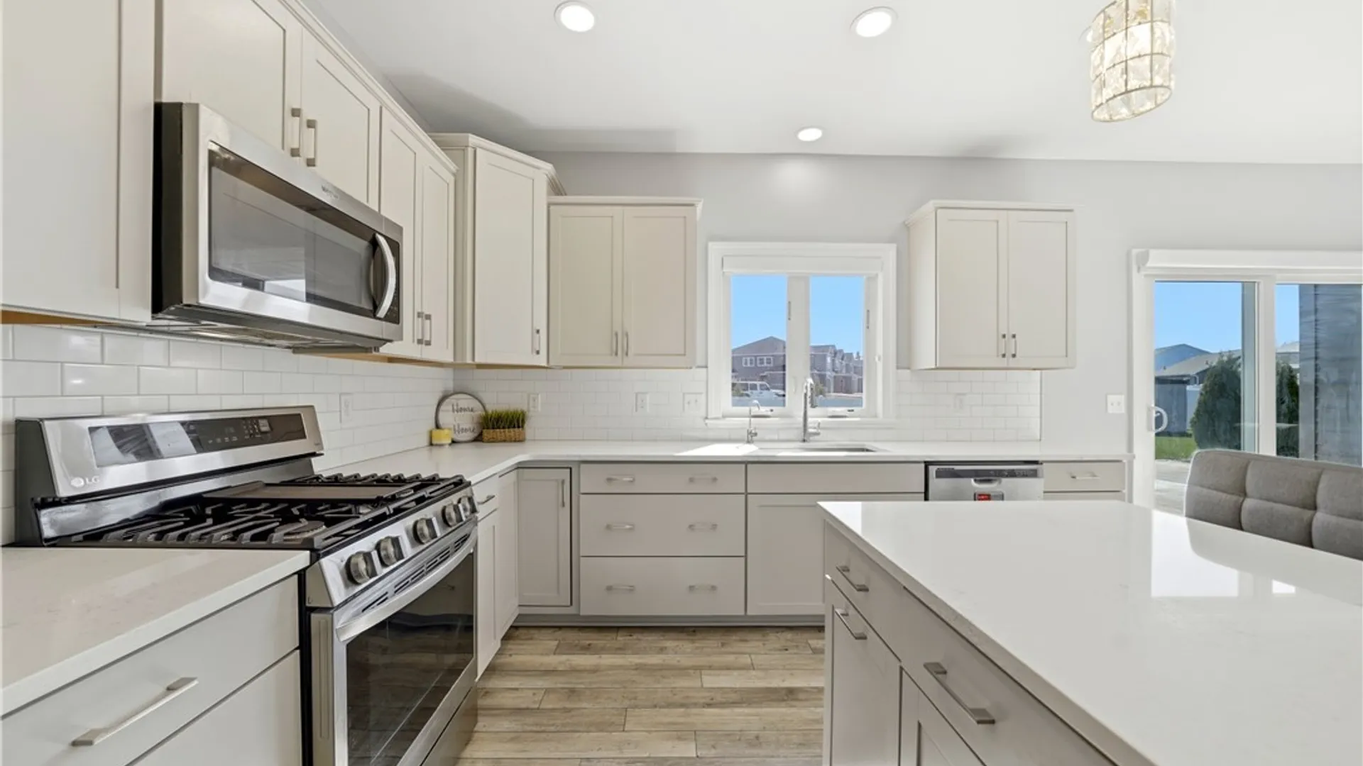 Property at 3353 Cedar Valley, Hamburg, NY 14075 8