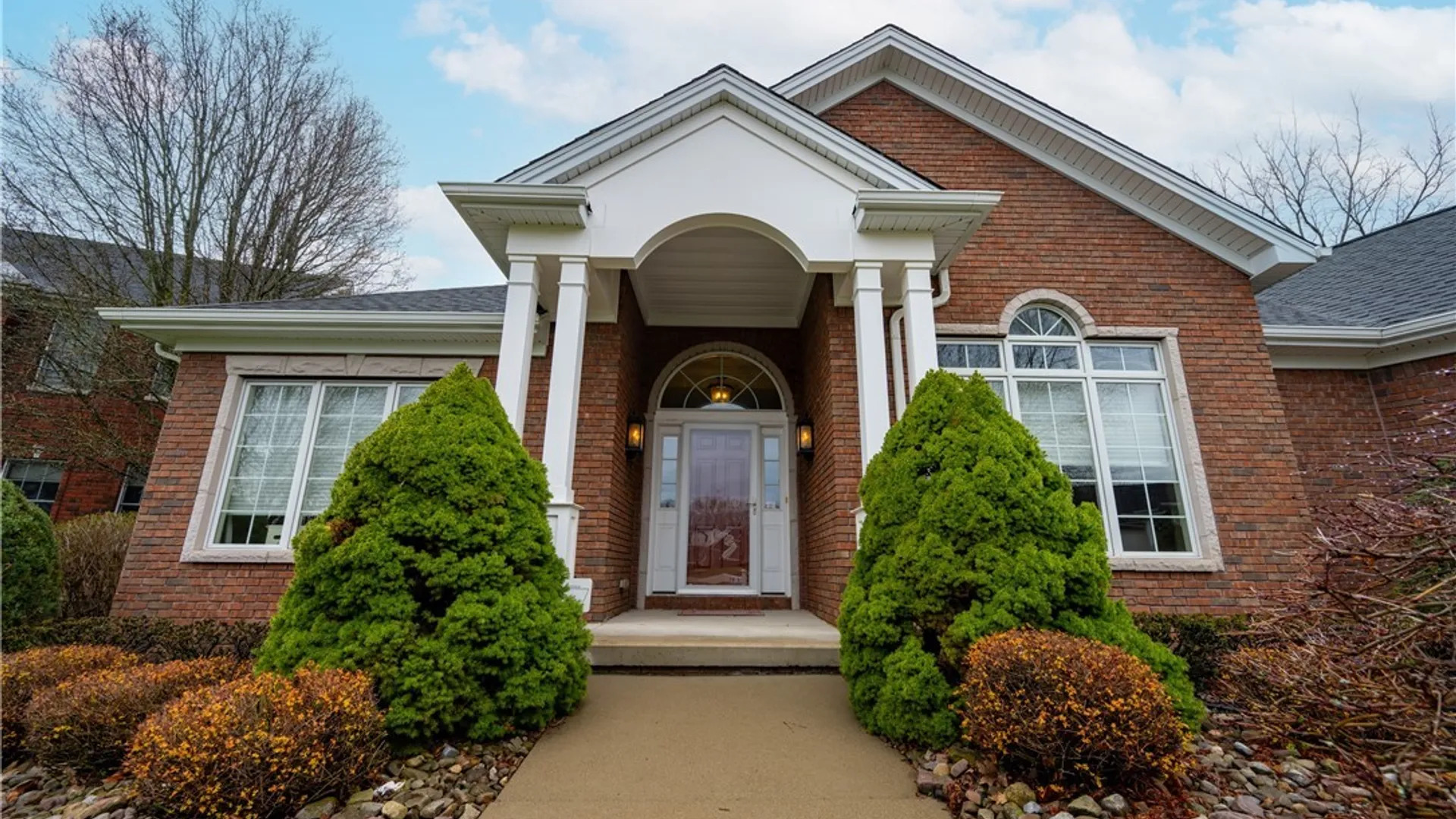 Property at 71 Rubino Court, Amherst, NY 14221 4