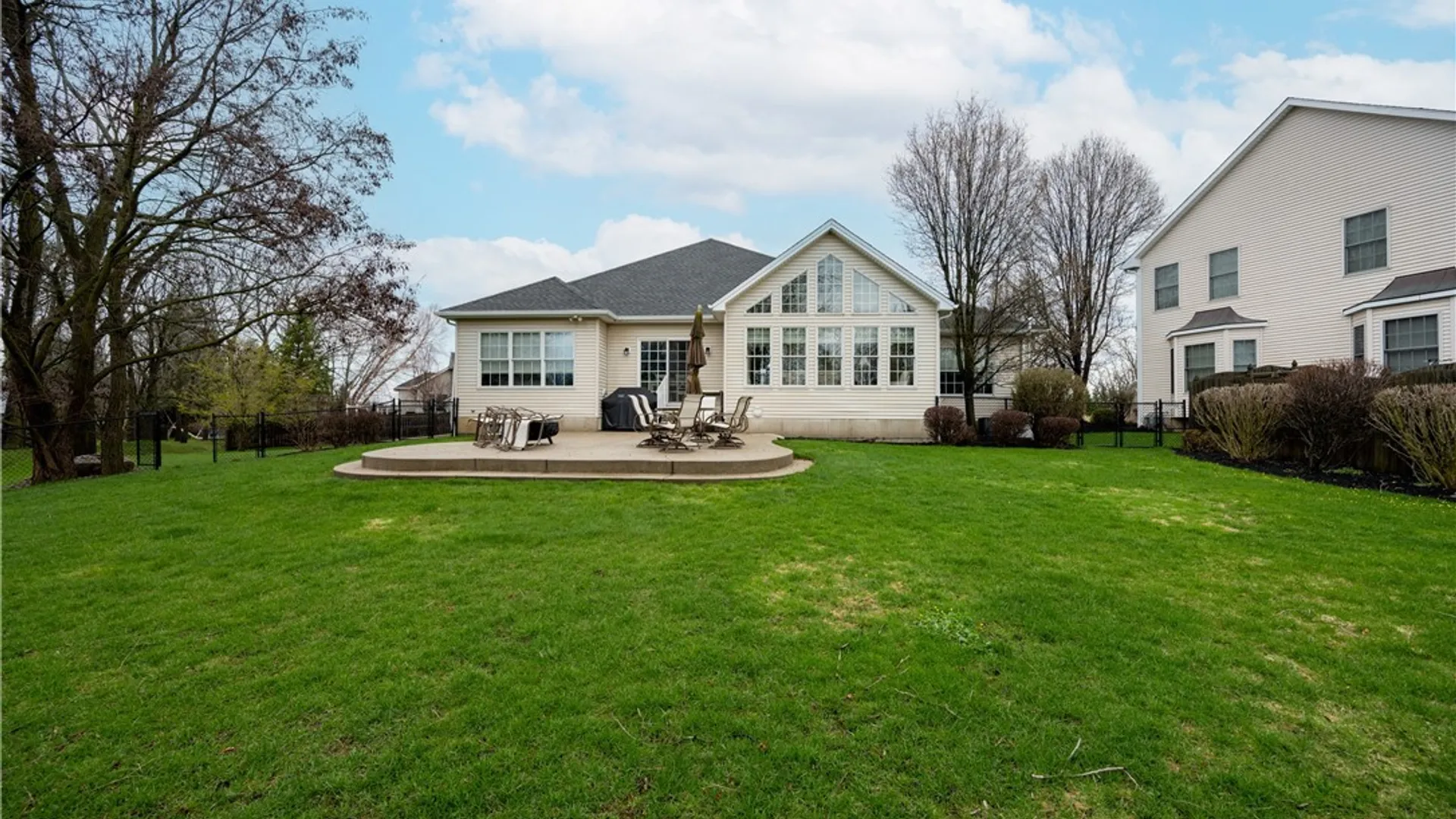 Property at 71 Rubino Court, Amherst, NY 14221 44