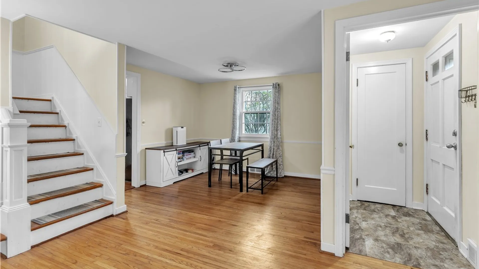Property at 8525 Sunset Drive, Clarence, NY 14221 11