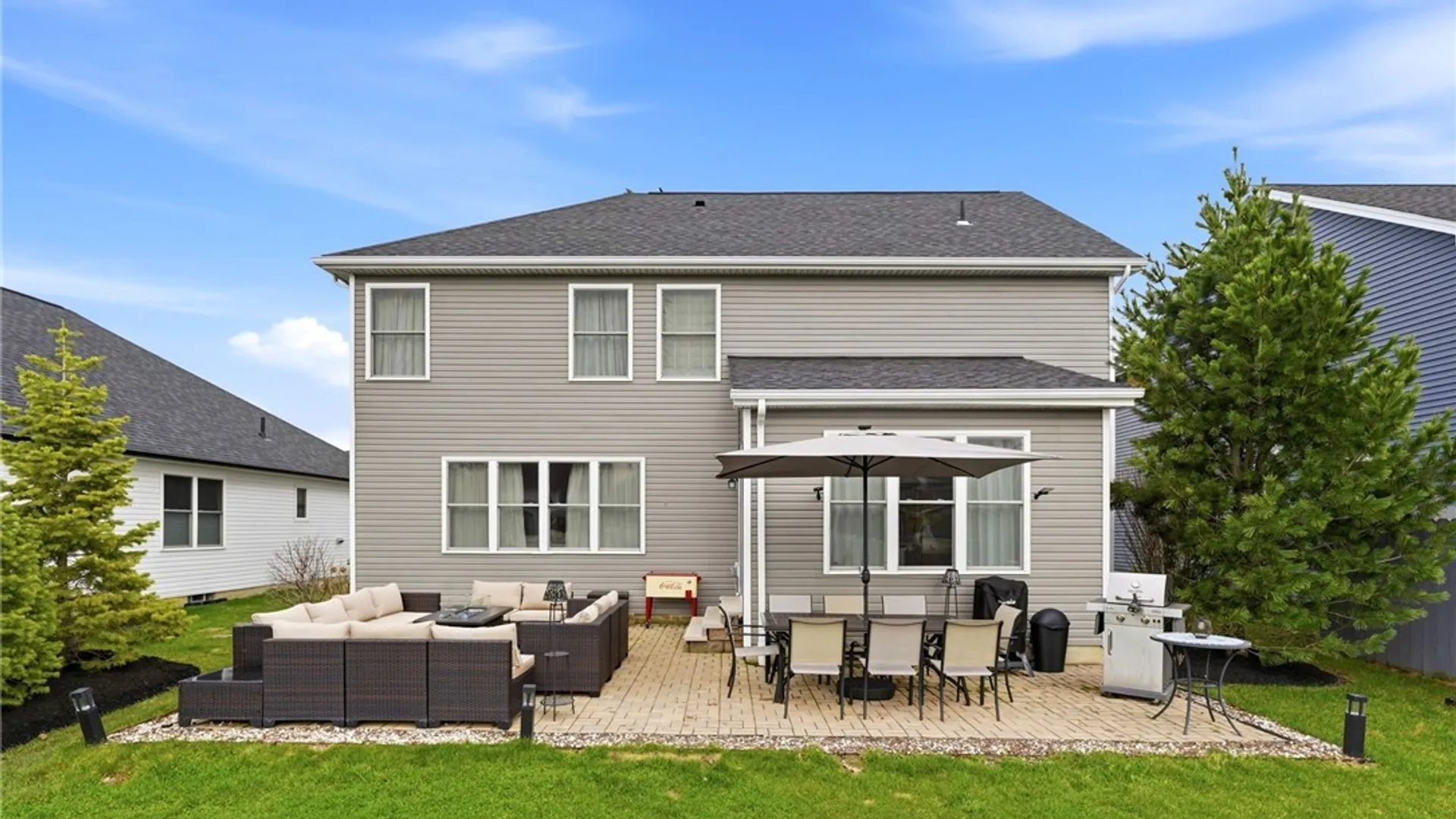 Property at 108 Waterway Lane, Amherst, NY 14228 47