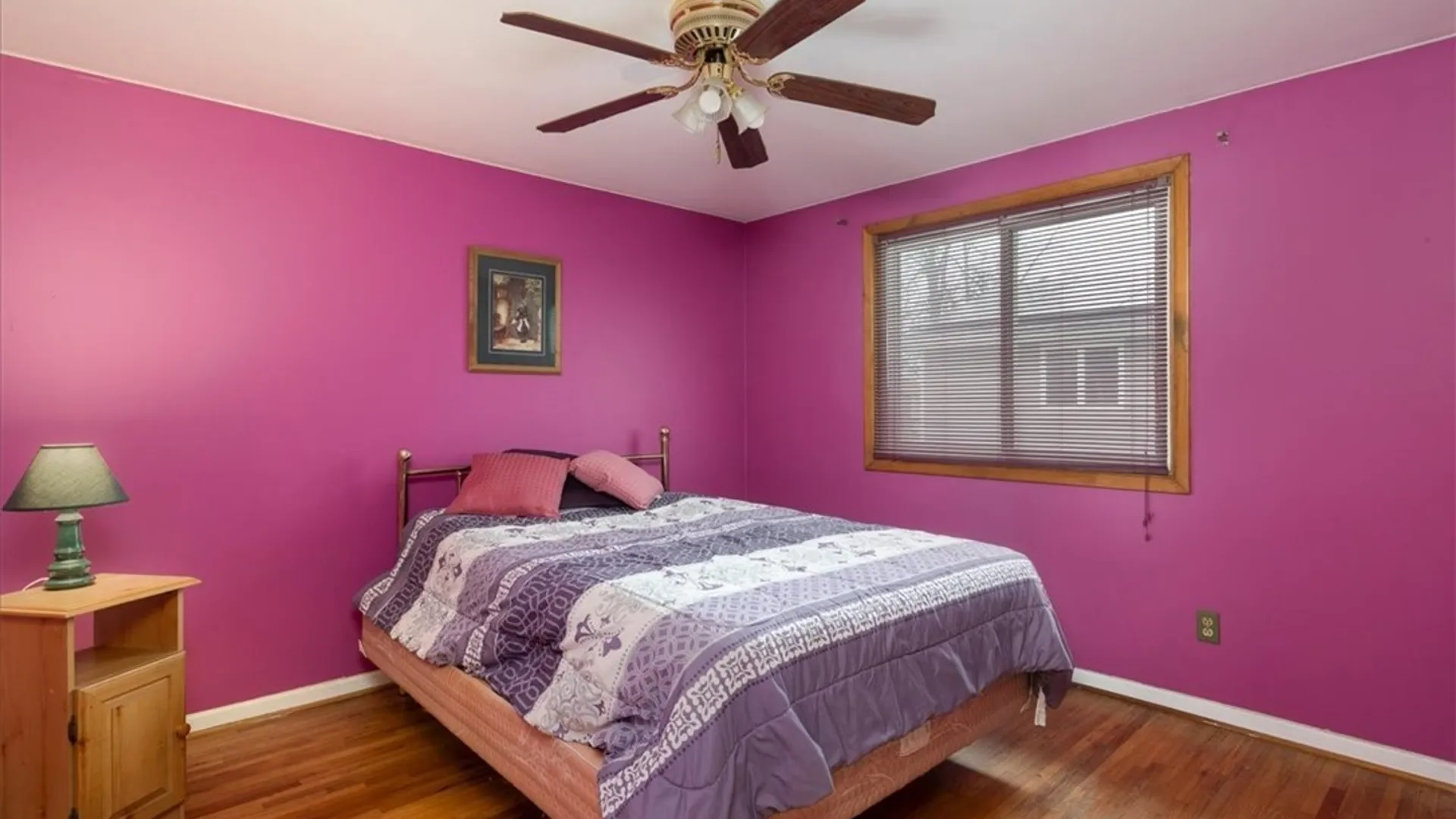 Property at 8 Toulon Drive, Cheektowaga, NY 14227 11
