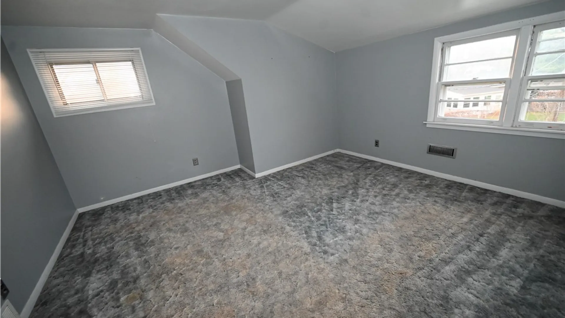 Property at 36 Jeanmoor Road, Greece, NY 14616 21
