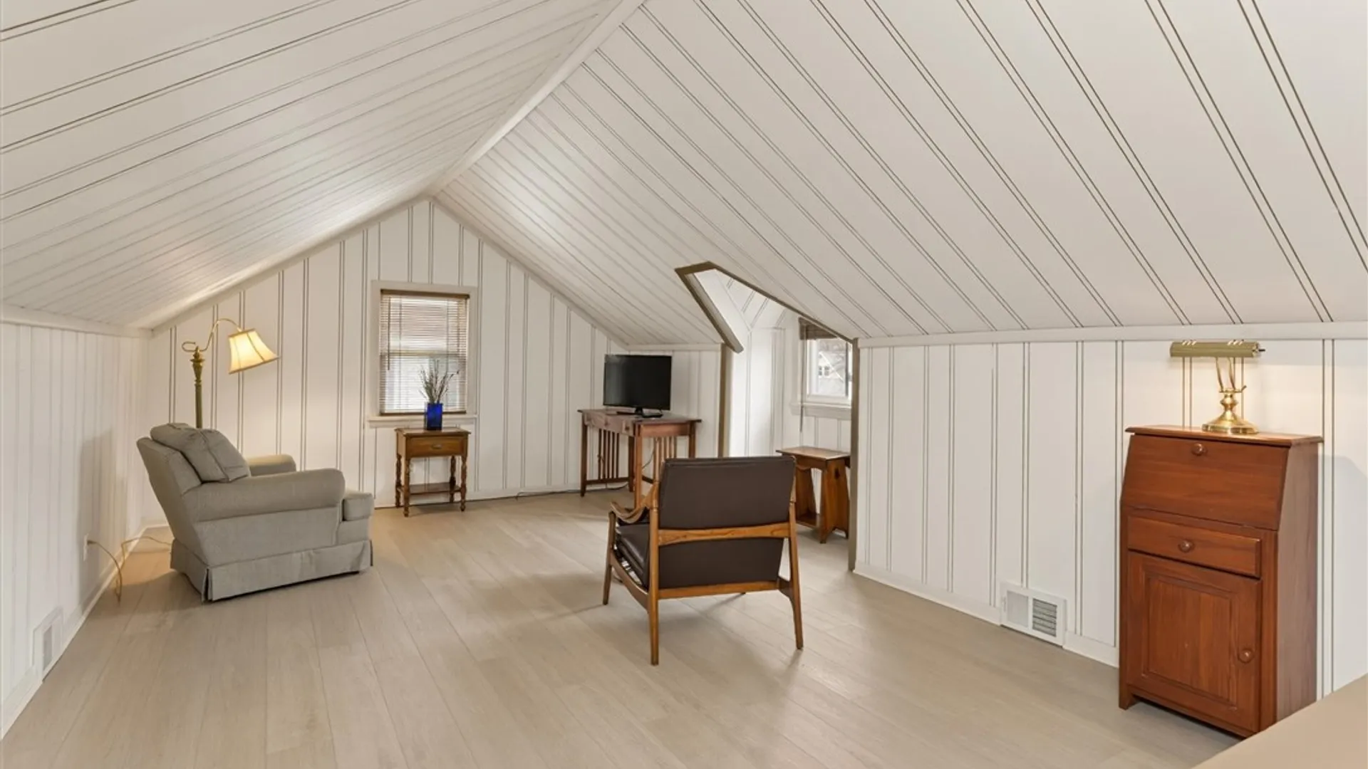 Property at 287 Lake Breeze Park, Irondequoit, NY 14622 38