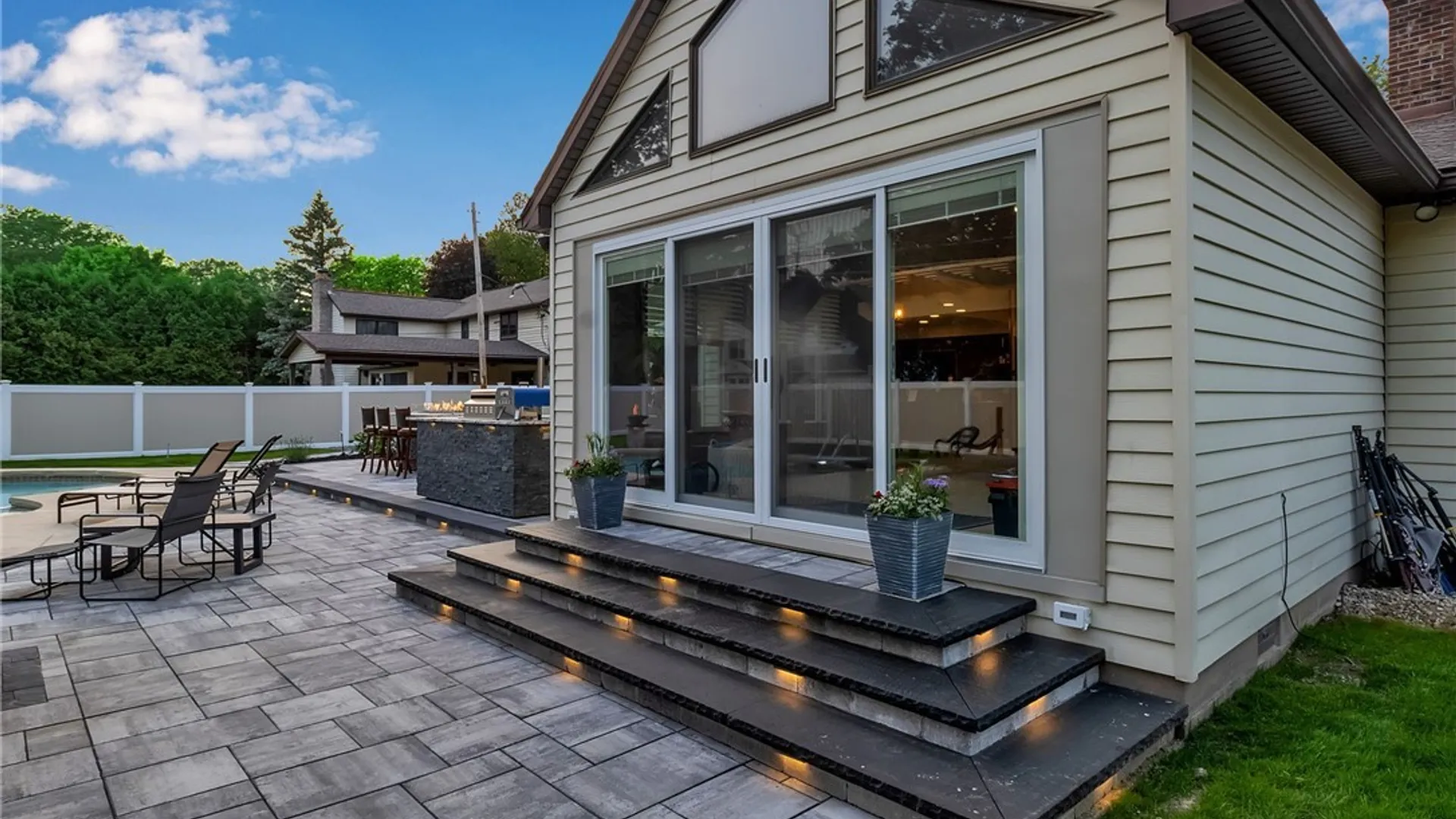 Property at 20 Rolling Meadow Lane, Amherst, NY 14051 28