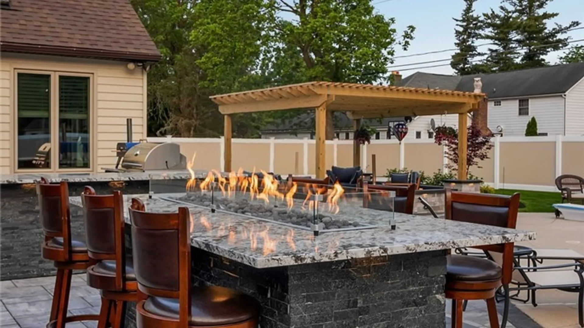 Property at 20 Rolling Meadow Lane, Amherst, NY 14051 32