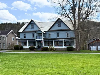 4 Washington Park, Oxford, NY 13830