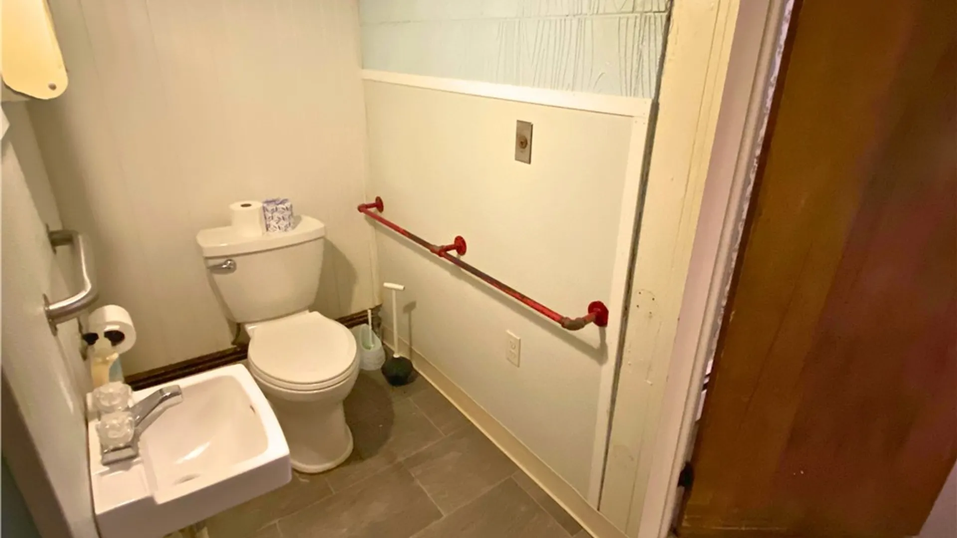 Property at 4 Washington Park, Oxford, NY 13830 21