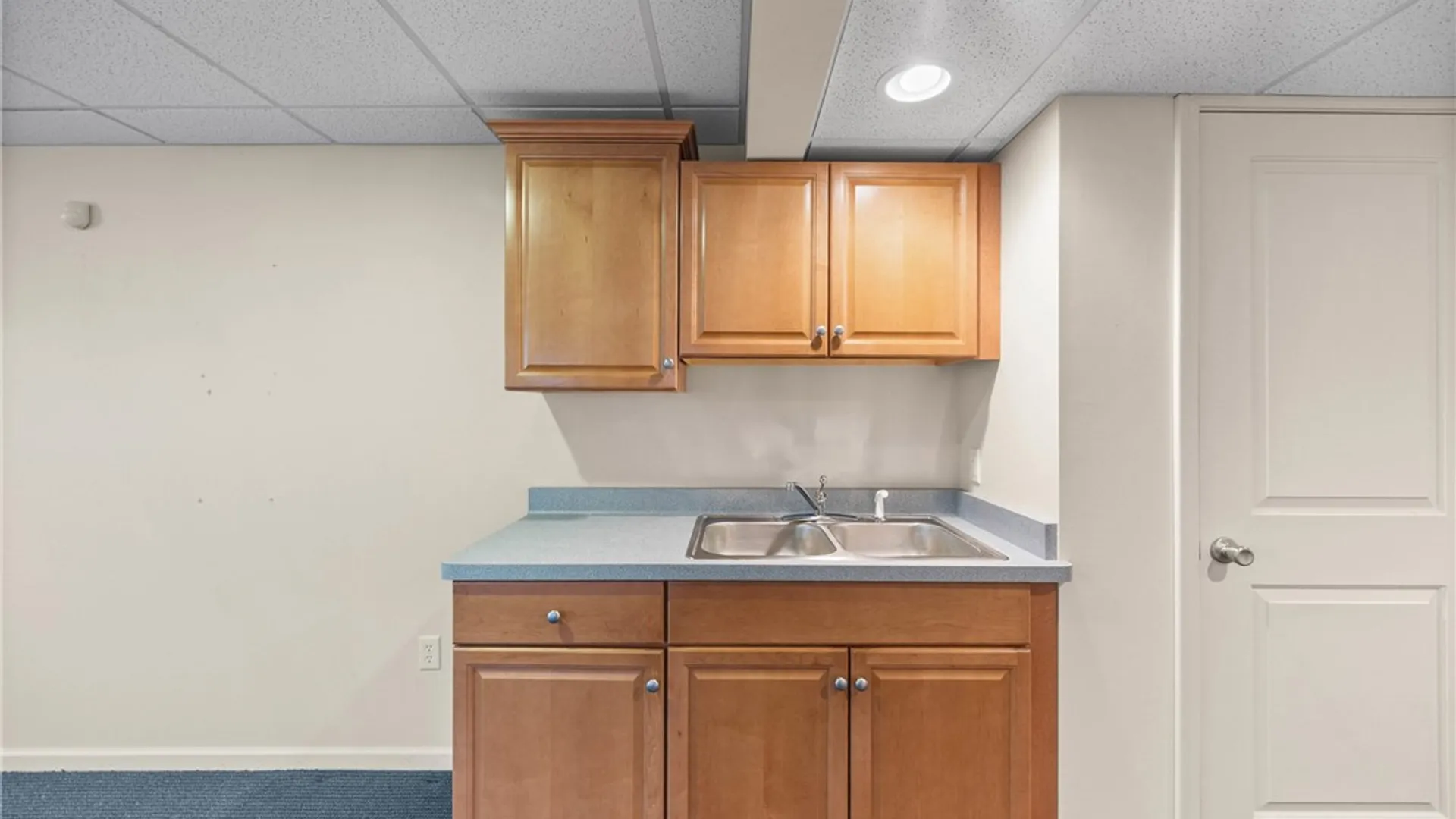 Property at 84 Marc Mar, Gates, NY 14606 31