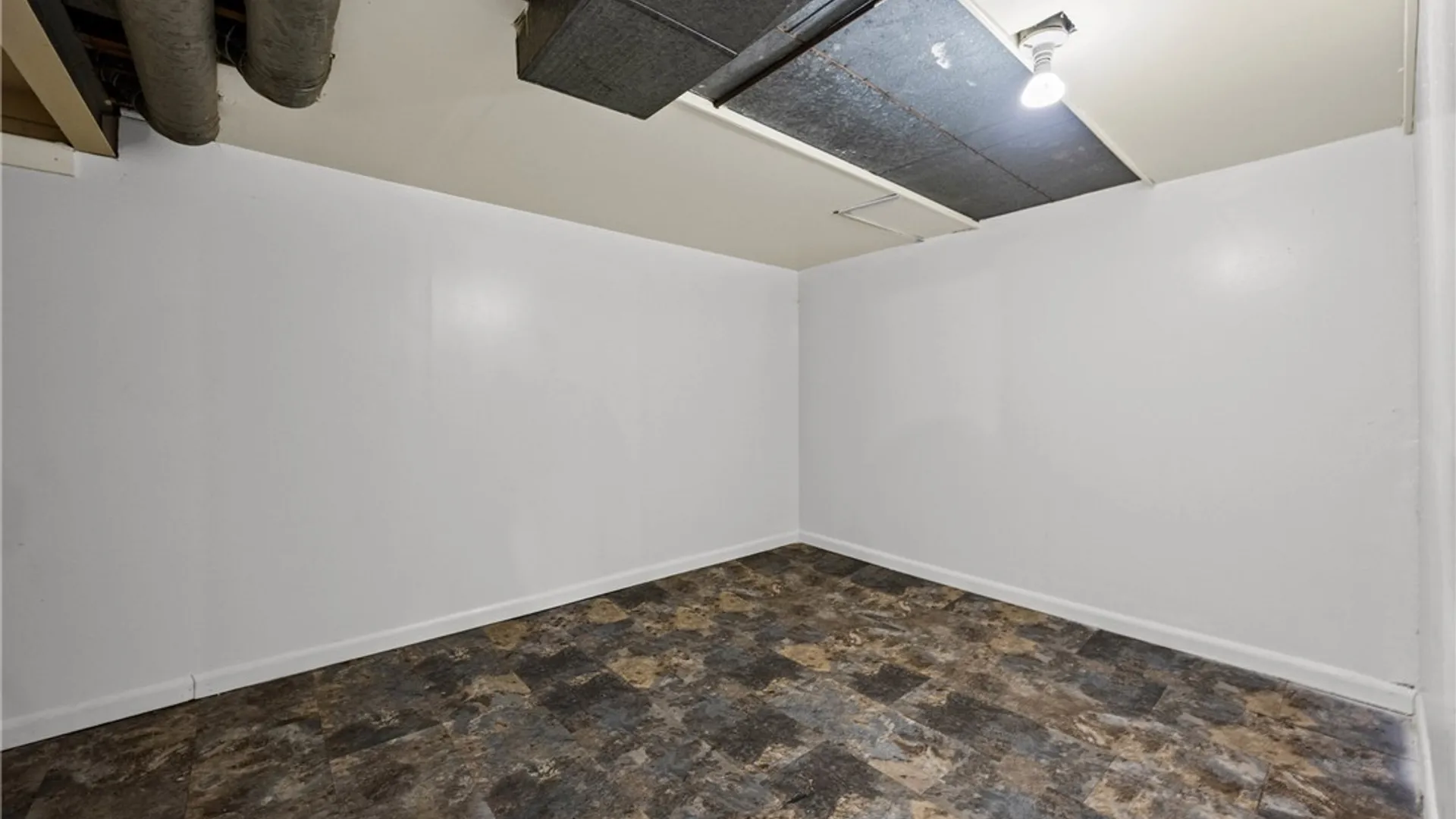 Property at 292 Knapp Avenue, Irondequoit, NY 14609 16