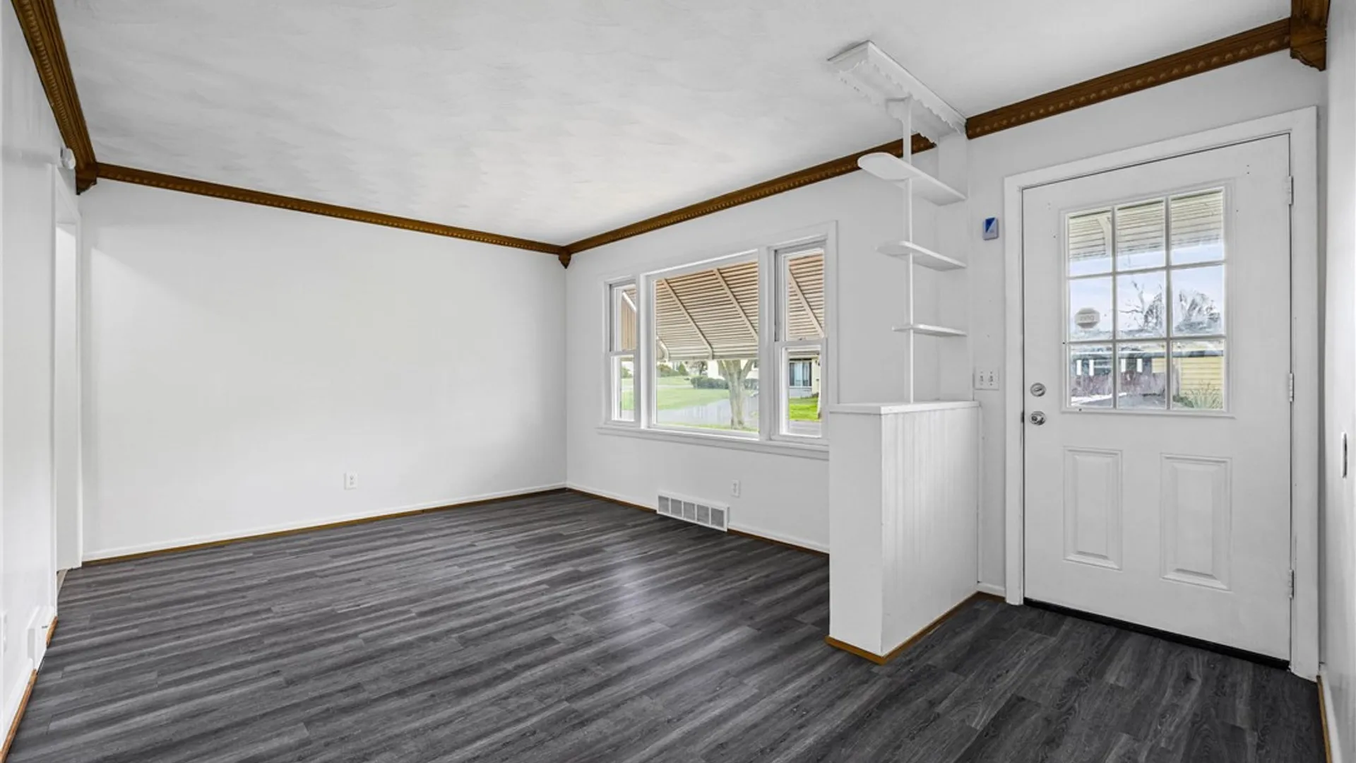 Property at 292 Knapp Avenue, Irondequoit, NY 14609 4